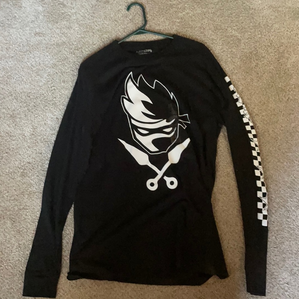 Ninja long sleeve tee, size medium